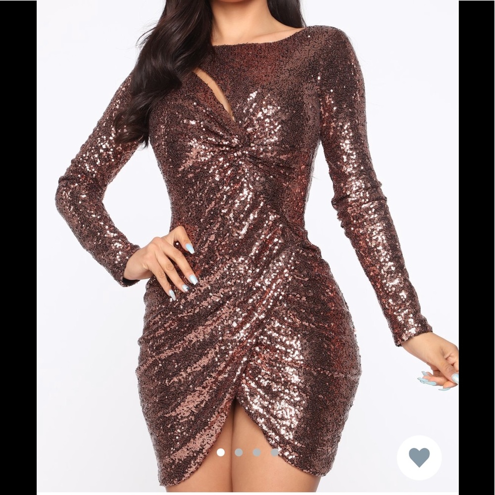 “Knot Looking Anywhere Else” FashionNova dress